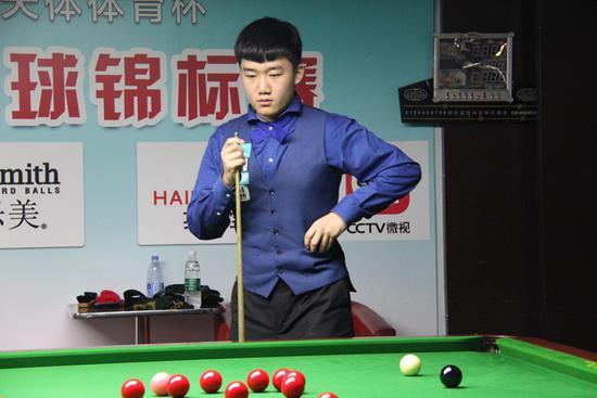 朱芳雨坑惨杜锋！找了一个赛季小外援，仍是打四川在场不赢分水准.