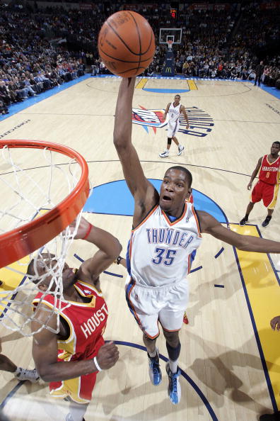 行深入分析 行深入分析