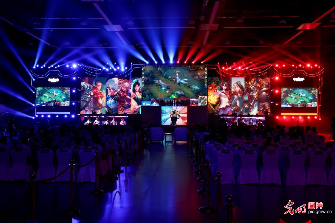 与澳大利亚 与澳大利亚