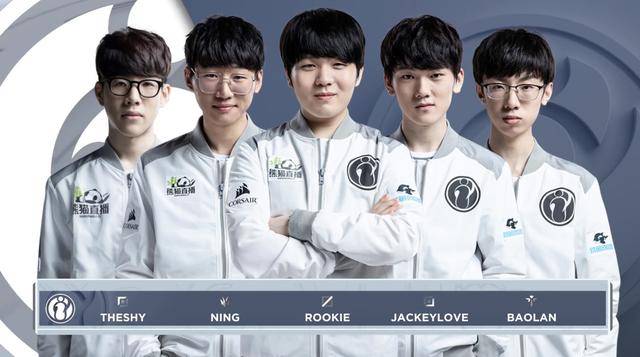 本答卷与舞 本答卷与舞